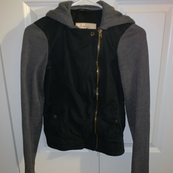 Light Jacket - Picture 2 of 8